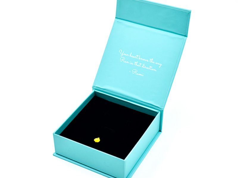 What Should You Specify When Ordering a Magnetic Gift Box?